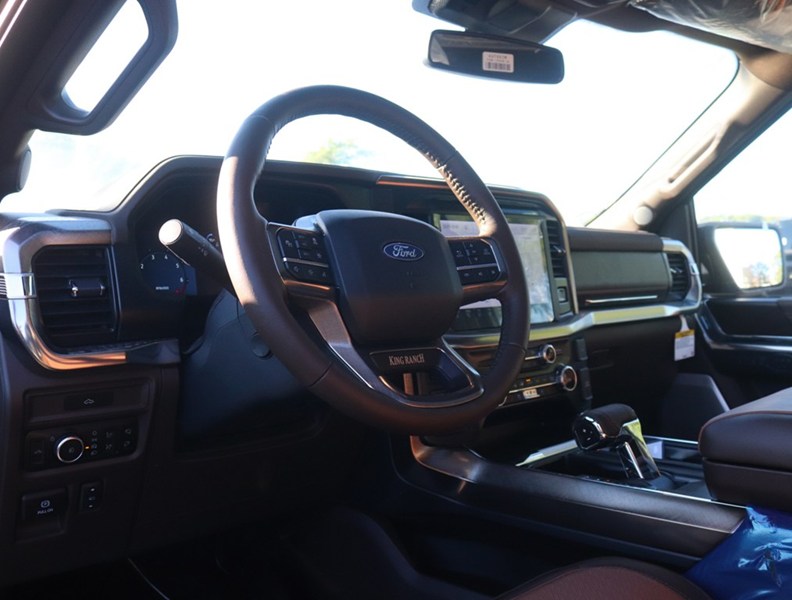 2026 Ford F-150 King Ranch | 4X4 | 3.5L | Roof | Hud | Fx4