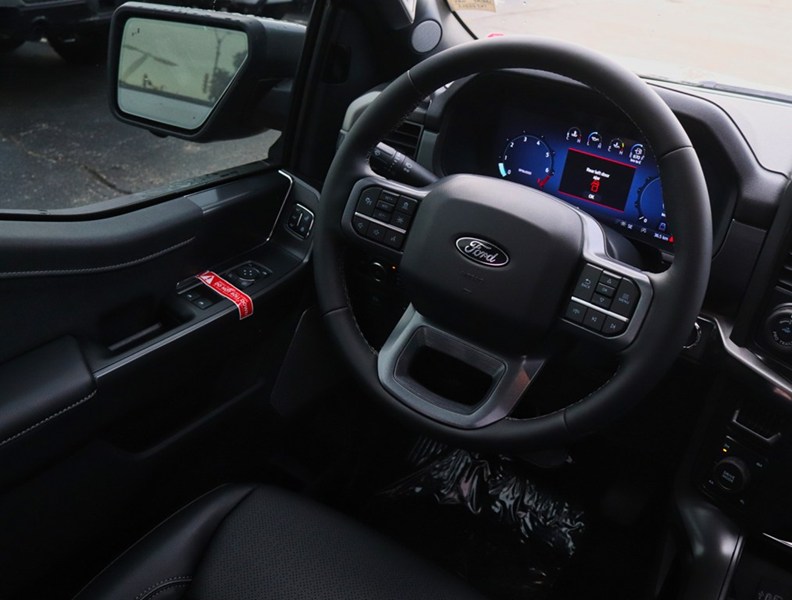 2026 Ford F-150 Lariat | 4X4 | 3.5L | 501A | Blk Pk | Roof