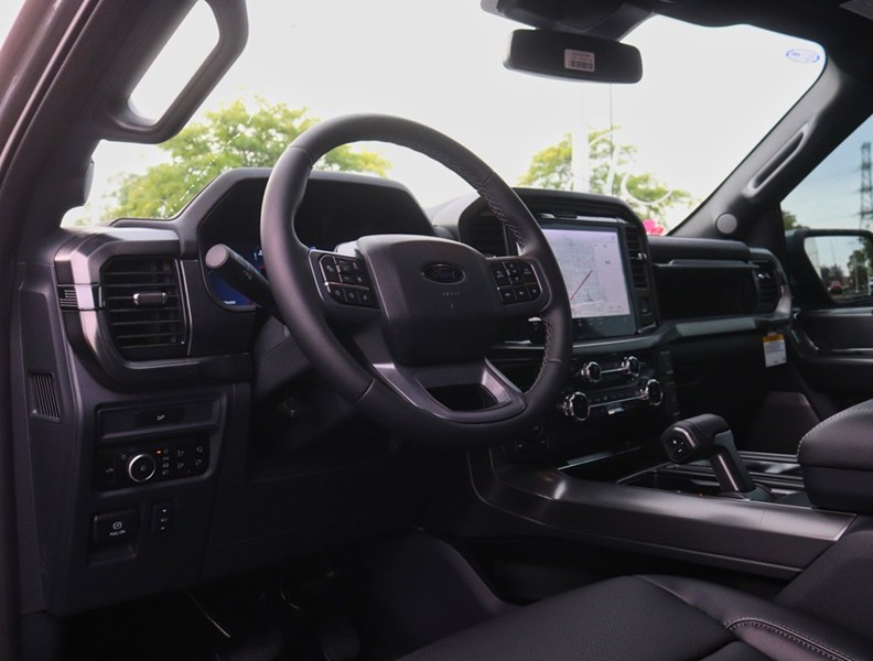 2026 Ford F-150 Lariat | 4X4 | 3.5L | 501A | Blk Pk | Roof