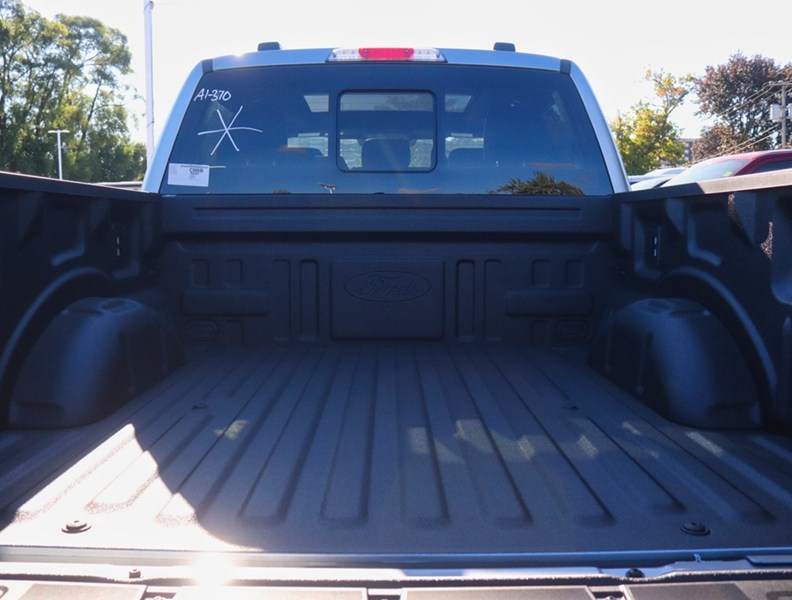 2026 Ford F-150 XLT | 4X4 | 2.7L | 303A | Blk Pk Pls | Roof | Bd U