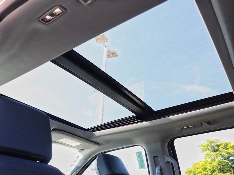 2026 Ford F-250 LARIAT | 4X4 | 6.7L | BLK  PKG | ROOF | PROPWR 2KW