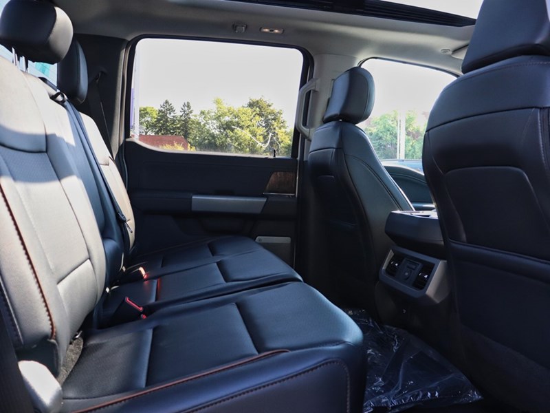 2026 Ford F-250 LARIAT | 4X4 | 6.7L | BLK  PKG | ROOF | PROPWR 2KW