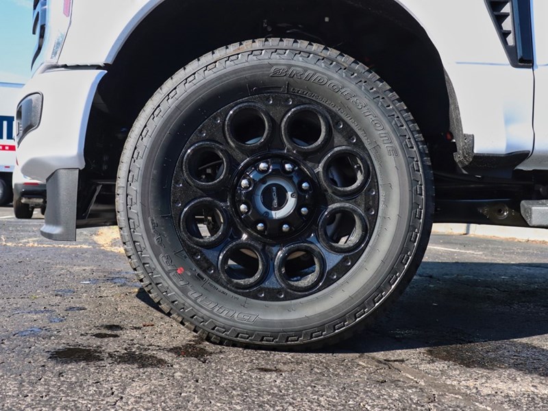 2026 Ford F-250 LARIAT | 4X4 | 6.7L | BLK  PKG | ROOF | PROPWR 2KW