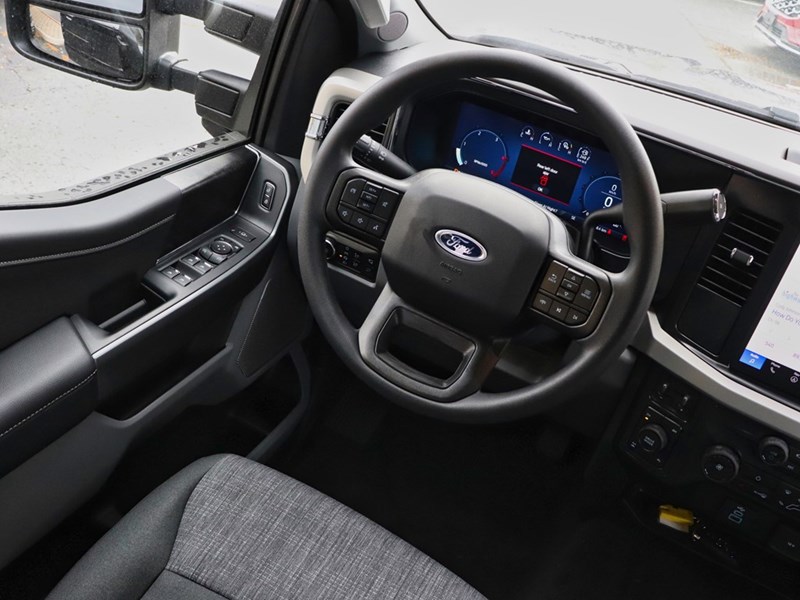 2026 FORD F-250 XLT | 4X4 | 6.7L | PREM PKG | BLK PKG | ROOF | 20S