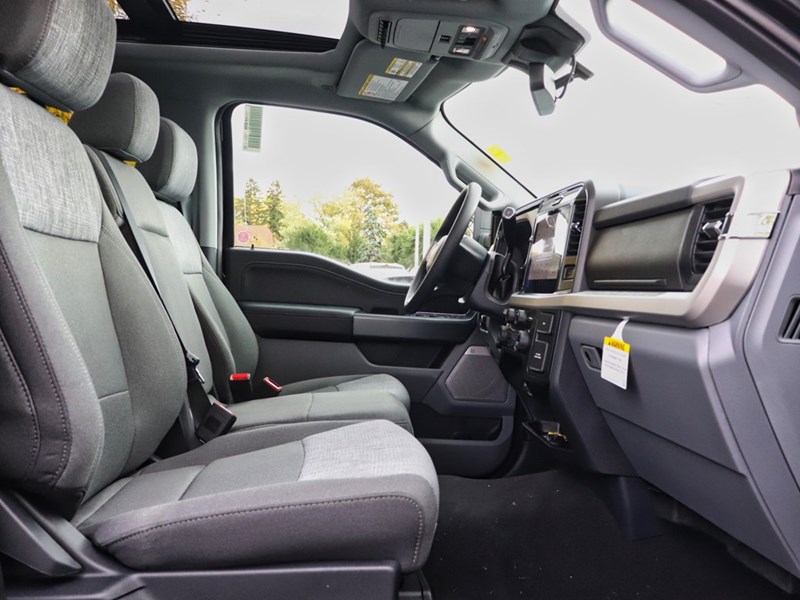 2026 FORD F-250 XLT | 4X4 | 6.7L | PREM PKG | BLK PKG | ROOF | 20S