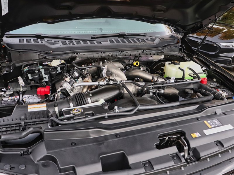 2026 FORD F-250 XLT | 4X4 | 6.7L | PREM PKG | BLK PKG | ROOF | 20S