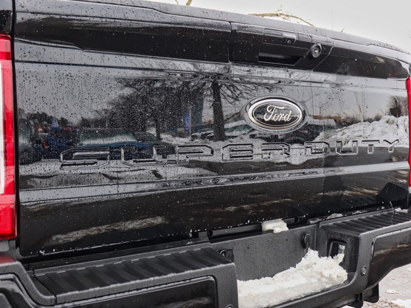 2026 Ford F-250 LARIAT | 4X4 | 6.7L DIESEL | BLK PK | ROOF | 20s