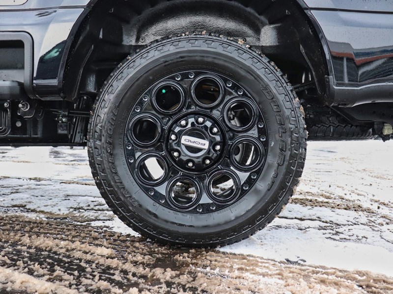 2026 Ford F-250 LARIAT | 4X4 | 6.7L DIESEL | BLK PK | ROOF | 20s