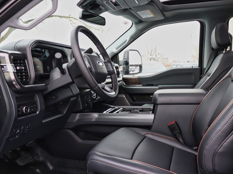 2026 Ford F-250 LARIAT | 4X4 | 6.7L DIESEL | BLK PK | ROOF | 20s