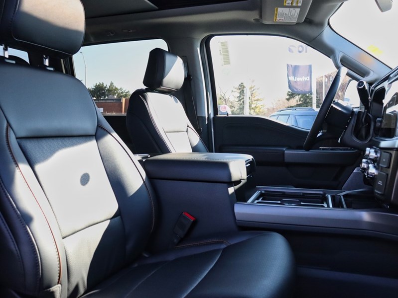 2026 Ford F-250 Lariat | 4X4 | 6.7L | Blk Pk | Roof | Prem Pkg
