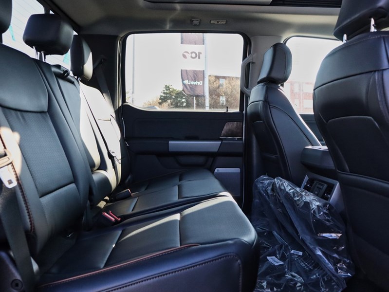 2026 Ford F-250 Lariat | 4X4 | 6.7L | Blk Pk | Roof | Prem Pkg