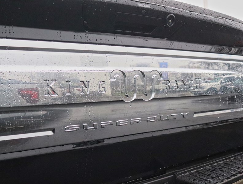 2026 Ford F-250 King Ranch | 4X4 | 6.7L | Roof | Fx4 | Max Recline
