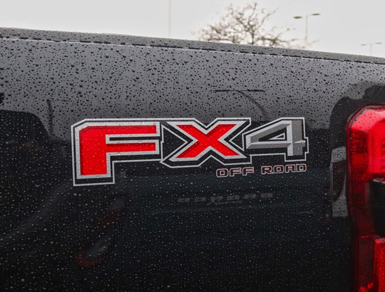 2026 Ford F-250 King Ranch | 4X4 | 6.7L | Roof | Fx4 | Max Recline