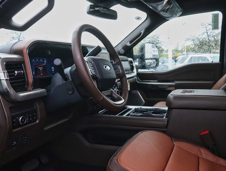 2026 Ford F-250 King Ranch | 4X4 | 6.7L | Roof | Fx4 | Max Recline