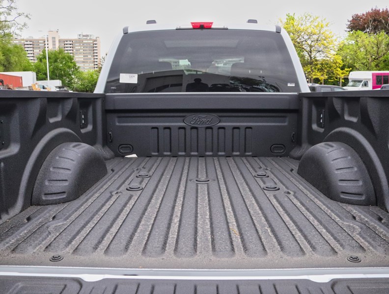 2026 Ford F-250 XLT | 4X4 | 6.7L | Prem Pkg | Roof | 5Th Whl