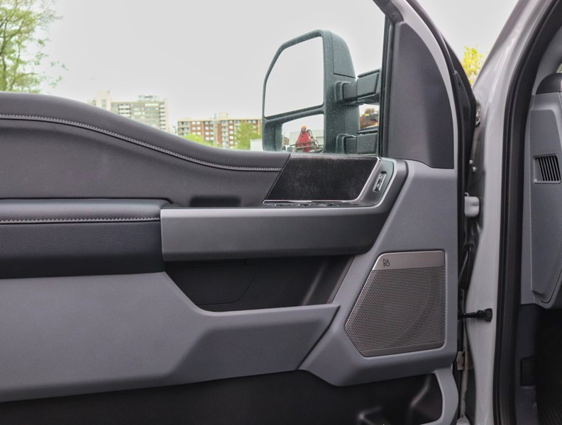 2026 Ford F-250 XLT | 4X4 | 6.7L | Prem Pkg | Roof | 5Th Whl