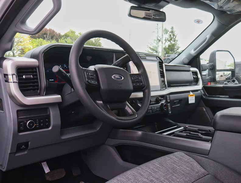 2026 Ford F-250 XLT | 4X4 | 6.7L | Prem Pkg | Roof | 5Th Whl