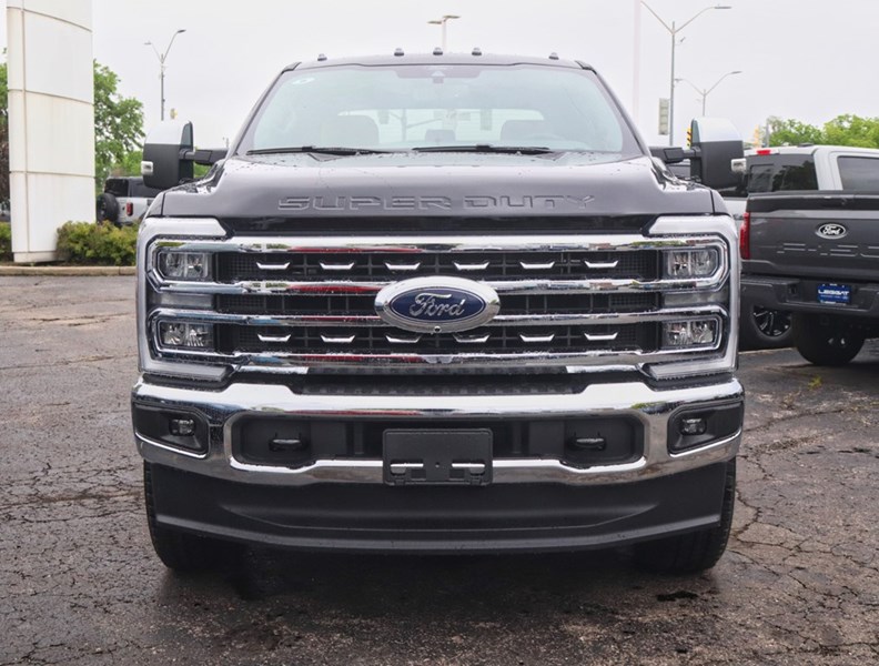 2026 Ford F-250 Lariat | 4X4 | 6.8L | Roof | Chrome Pkg | Activex