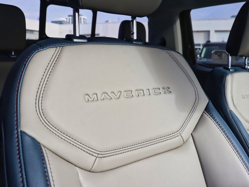 2026 FORD MAVERICK LARIAT | AWD | HYRBID | ROOF | 360 | PWR SLD REAR