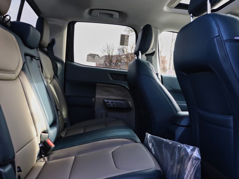 2026 FORD MAVERICK LARIAT | AWD | HYRBID | ROOF | 360 | PWR SLD REAR