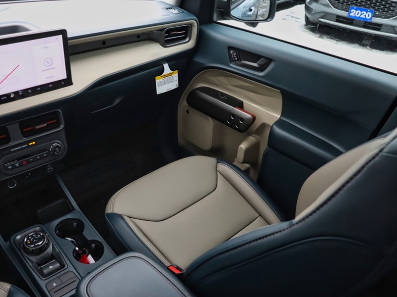 2026 Ford Maverick LARIAT | AWD | HYBRID | AWD | ROOF | R SLD WINDOW