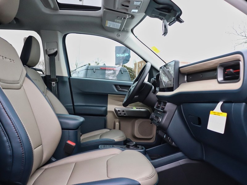 2026 Ford Maverick LARIAT | AWD | HYBRID | AWD | ROOF | R SLD WINDOW