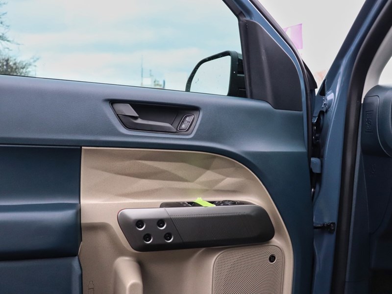 2026 Ford Maverick LARIAT | AWD | HYBRID | AWD | ROOF | R SLD WINDOW