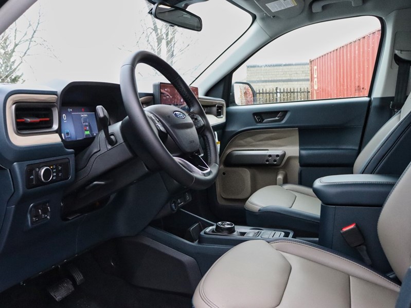 2026 Ford Maverick Lariat | AWD | 2.0L | 4K Tow | Pwr Sld R Window