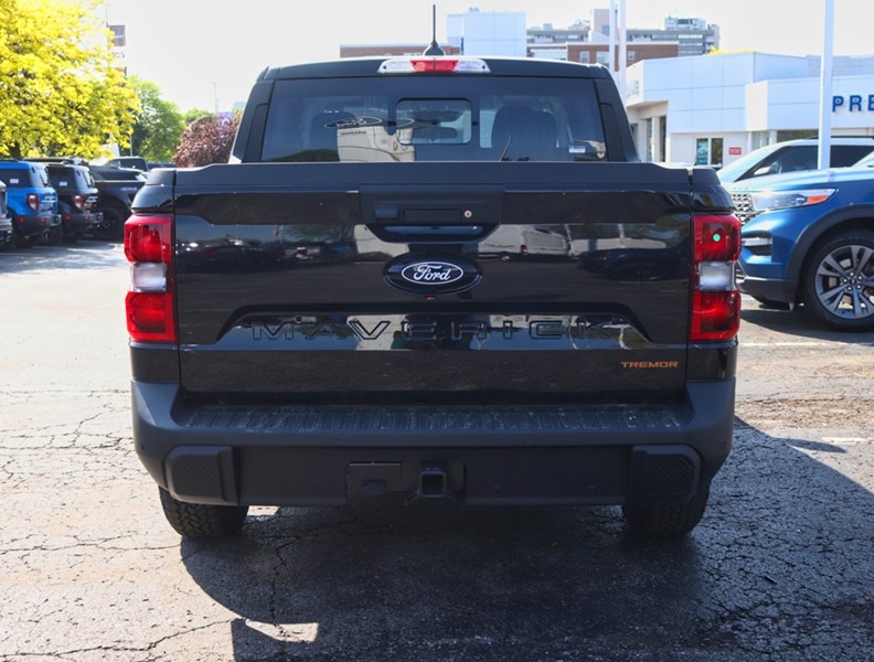 2026 Ford Maverick Tremor | AWD | 2.0L | Roof | Pwr Sld R Window