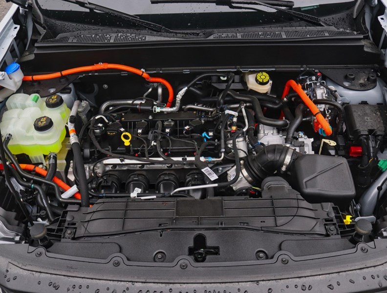 2026 Ford Maverick XLT | AWD | Hybrid | Lux Pkg