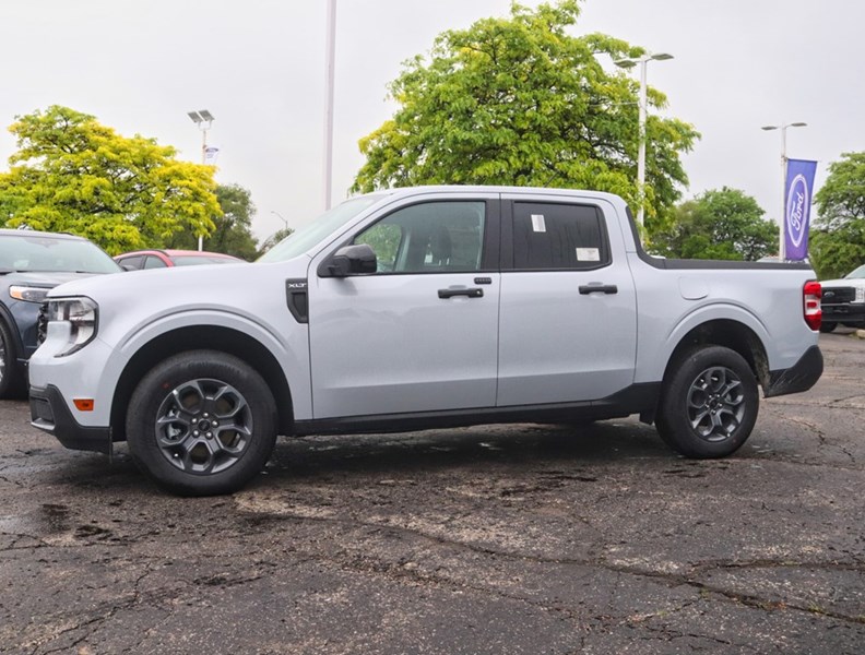 2026 Ford Maverick XLT | AWD | Hybrid | Lux Pkg