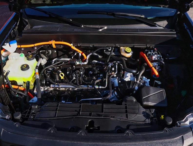 2026 Ford Maverick XLT | AWD | Hybrid | Copilot