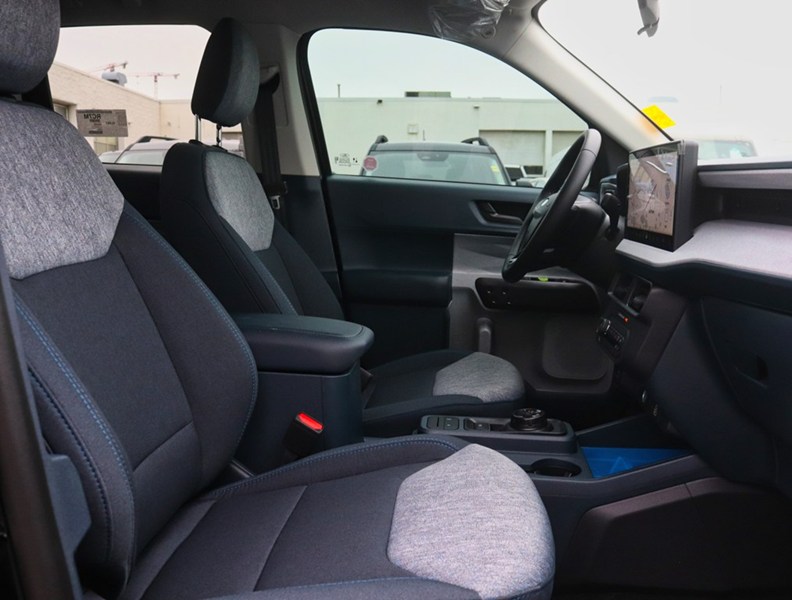 2026 Ford Maverick XLT | AWD | 2.0L | Luxury Pkg
