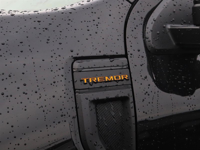 2026 Ford Maverick Tremor | AWD | 2.0L | Roof | Pwr Sld R Wndow