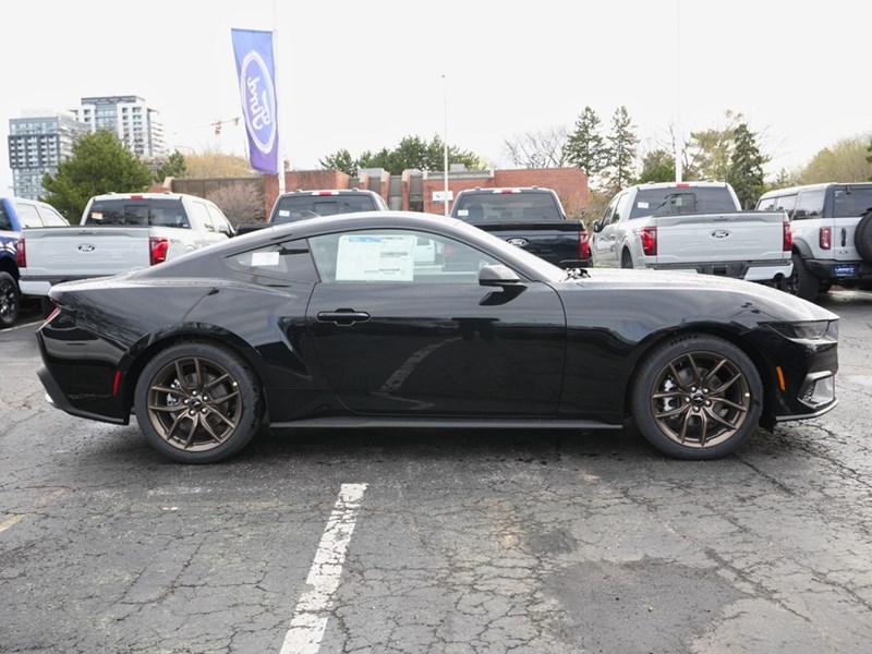 2026 Ford Mustang Ecoboost | 2.3L | 100A | Auto | Bronze Pkg