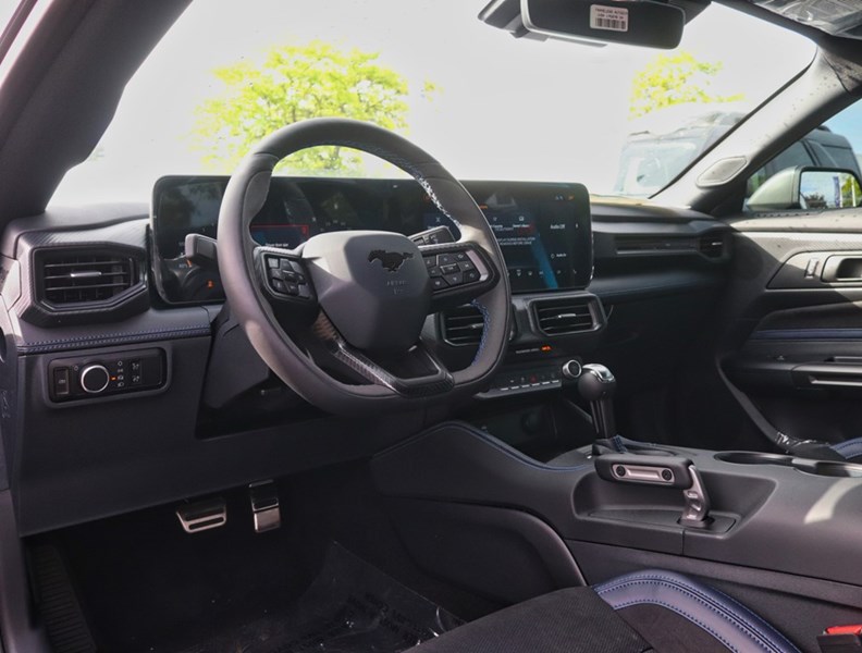2026 Ford Mustang Dark Horse | 5.0L | 700A | Handl Pkg | App Pkg