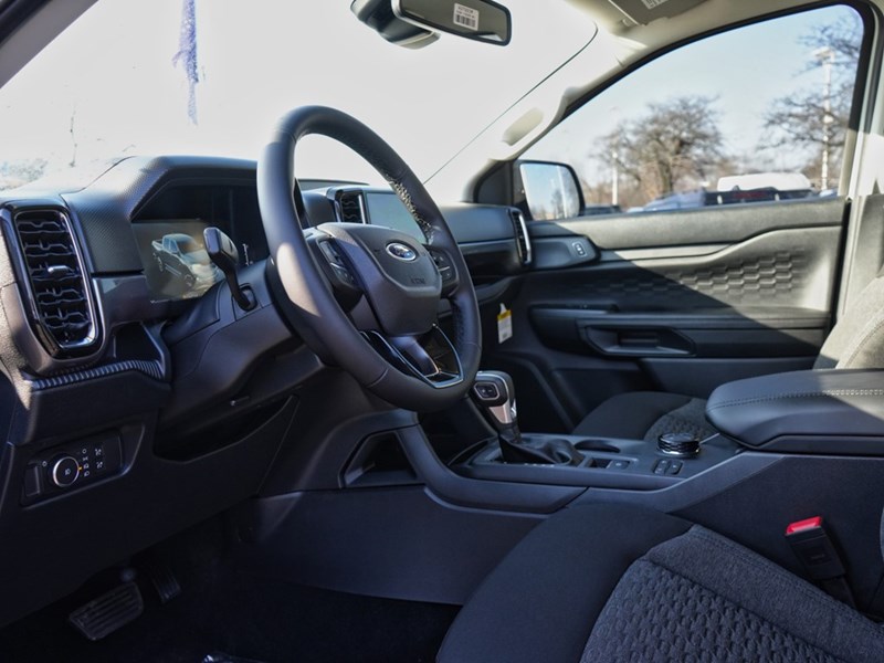 2026 Ford Ranger XLT | 4WD | 2.7L | 301A | Blk Pk | Tow | Rn Board
