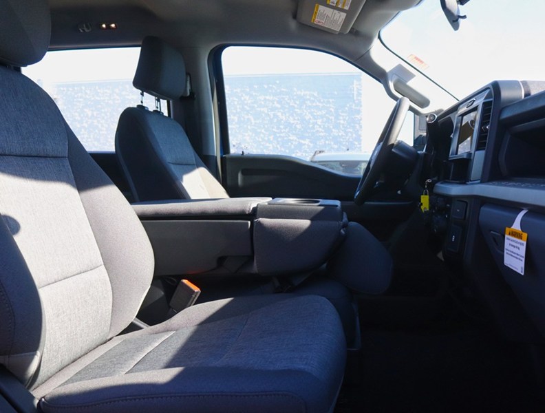 2027 Ford Super Duty F-250 Srw XL | 4X4 | 7.3L | Stx Pkg | Tremor | Dr Assist Pkg
