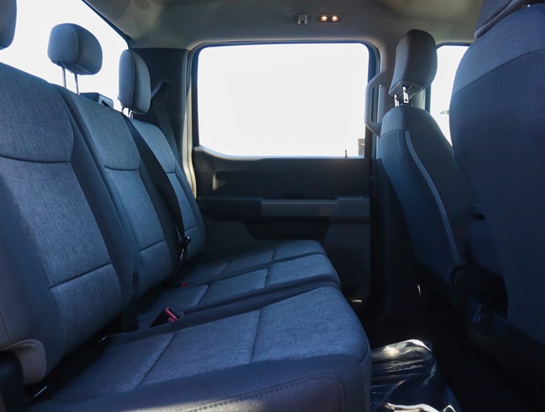 2027 Ford Super Duty F-250 Srw XL | 4X4 | 7.3L | Stx Pkg | Tremor | Dr Assist Pkg