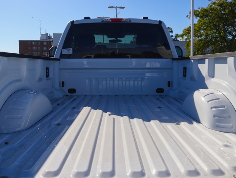 2027 Ford Super Duty F-250 Srw XLT 4WD Reg Cab 8' Box
