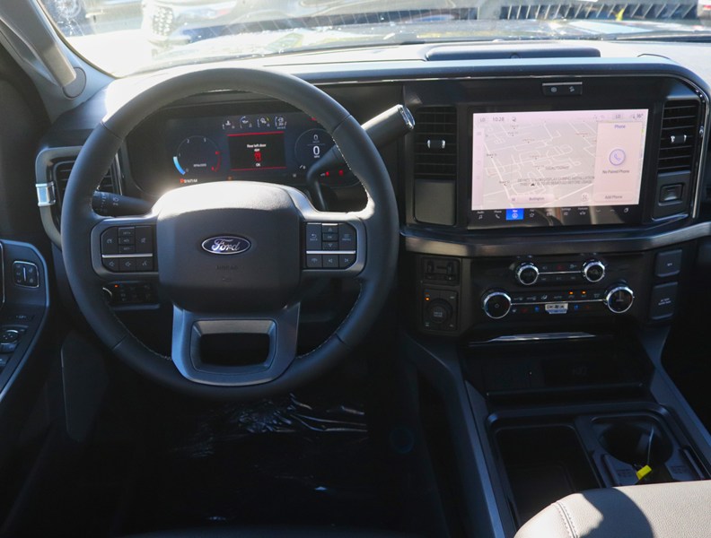 2027 Ford Super Duty F-250 Srw Lariat 4WD Crew Cab 6.75' Box