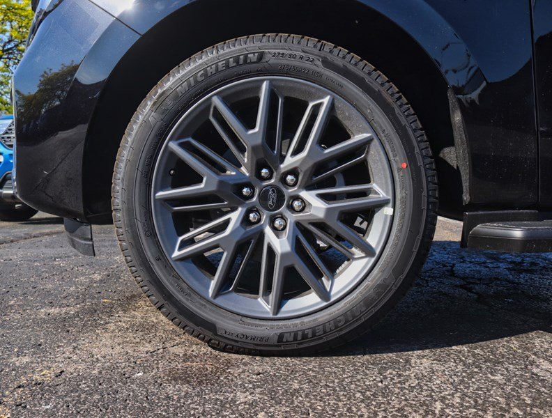 2026 Ford Expedition Max Platinum Max | 4X4 | Stealth Pkg | Conn Pkg