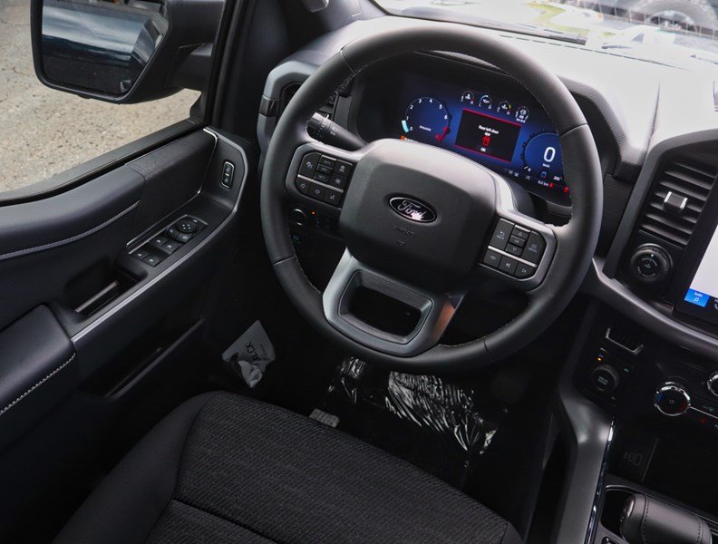 2026 Ford F-150 XLT | 4X4 | 5.0L | 302A | Blk Pk Pls| Bed Utl