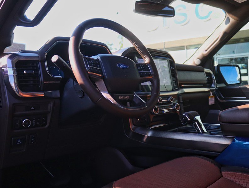 2026 Ford F-150 King Ranch | 4X4 | 3.5L | Roof | Fx4 | Spray In