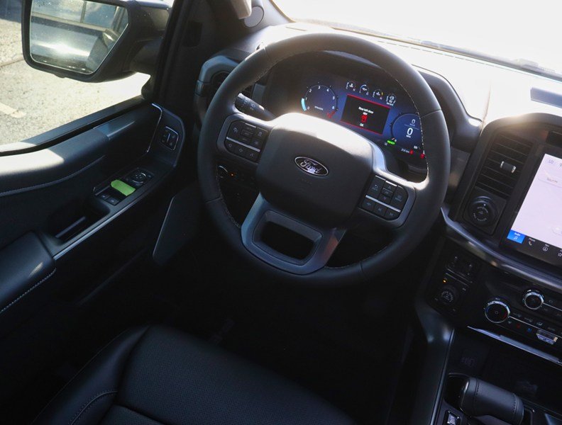 2026 Ford F-150 Lariat | 4X4 | Hybrid | 502A | Blk Pk | Roof|7.2Kw
