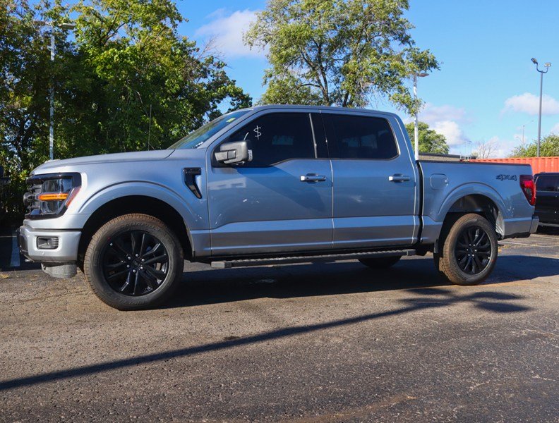 2026 Ford F-150 XLT | 4X4 | 2.7L | 303A | Blk Pk Pls | Roof | Bd U