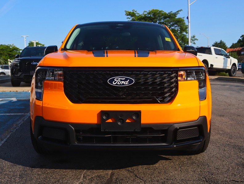 2026 Ford Maverick XLT | AWD | Hybrid | Roof | Lux | Blk Pk | 4K