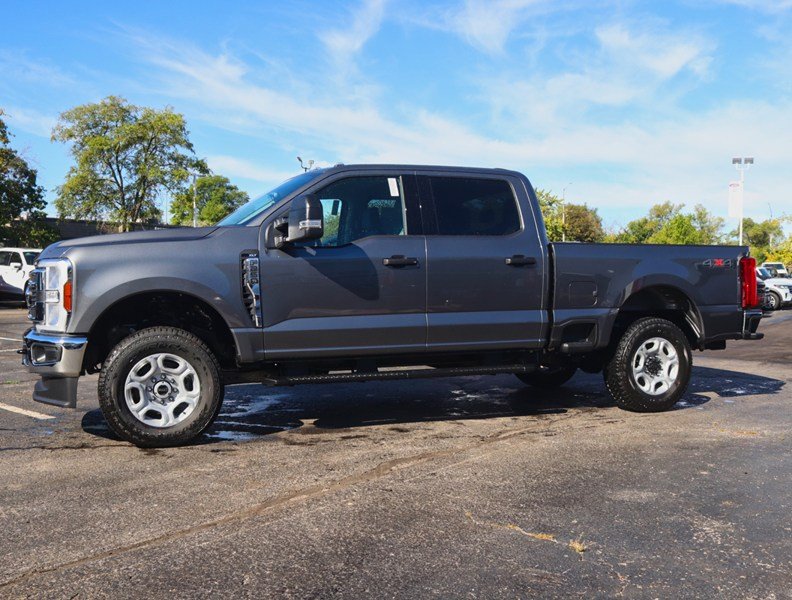 2027 Ford Super Duty F-250 Srw XLT 4WD Crew Cab 6.75' Box