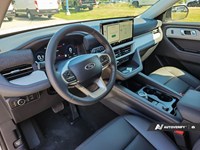 2026 Ford Explorer Active W/200A Pkg 4WD