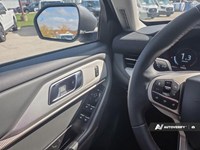 2026 Ford Explorer Active W/200A Pkg 4WD